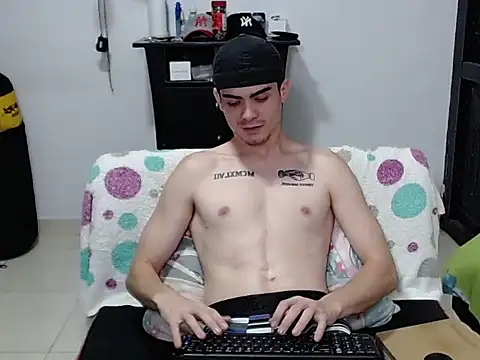 Zac_Efront's Live XXX Chat