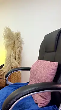 XXX chat uživo modela NiickyJones