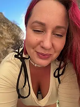 Chat XXX en directo de Mona_Plus