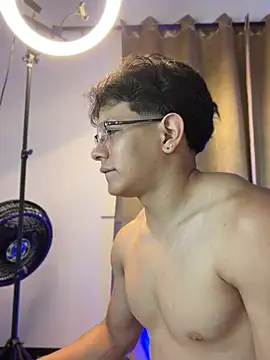 Chat XXX en directo de TonyPetrovjs