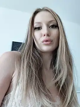 Chat XXX en directo de moretheninfinity