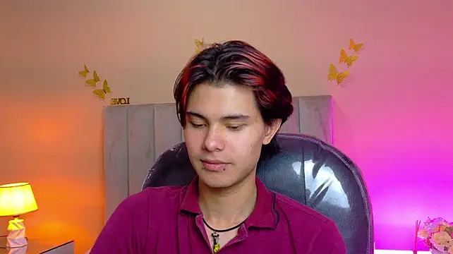 Derek_Sinn Live XXX-Chat
