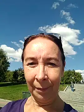Celine_Faer1 라이브 XXX 채팅