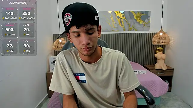 JDWhite18 Live XXX Chat