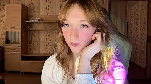 SalmonWhip live XXX chat