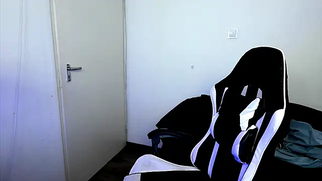 ShyHotNerd 라이브 XXX 채팅
