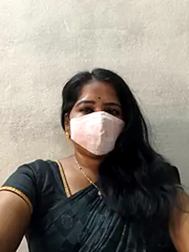 Tamil_Rithika_hot Chat XXX in diretta