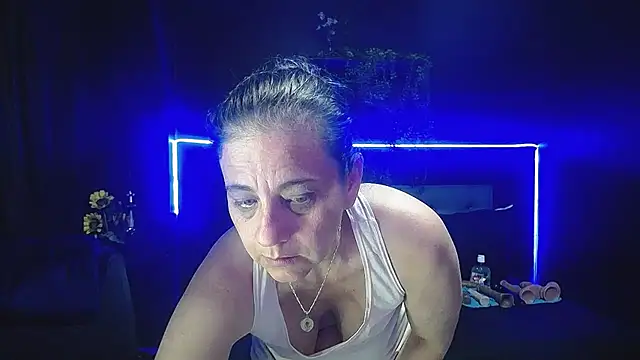 sasi_luna Adlı Modelin Canlı XXX Sohbeti