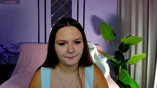 CutieChloee's Live XXX Chat
