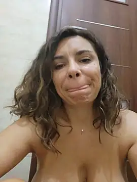 P_Kath live XXX chat