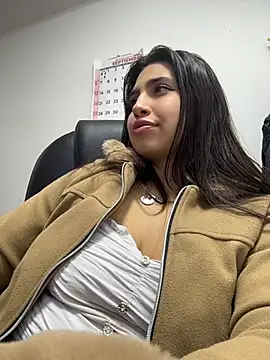 Chat +18 de TAMMYBLACKK ao vivo