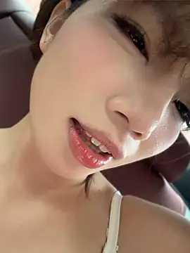 Sembang XXX Secara Langsung Yiyi-707