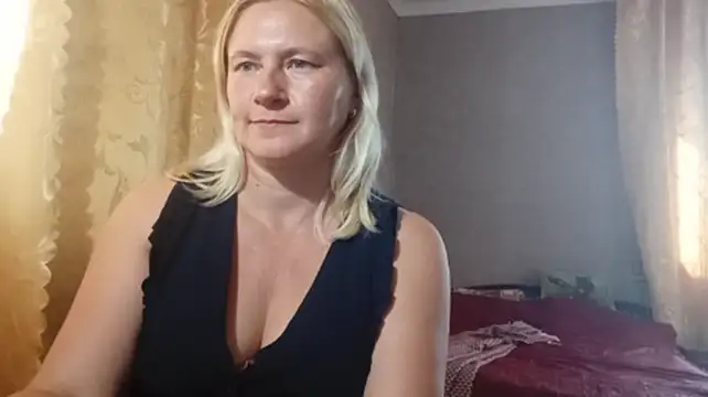 DiamondLady555n Live XXX chat