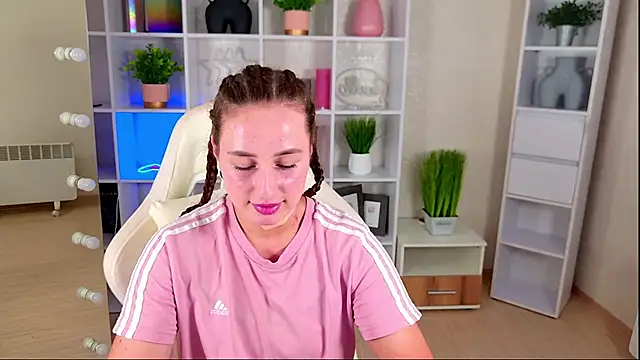 Онлайн чат XXX NadinnL