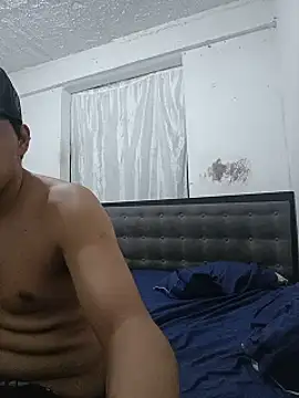 Chat +18 de zarayvalentino ao vivo