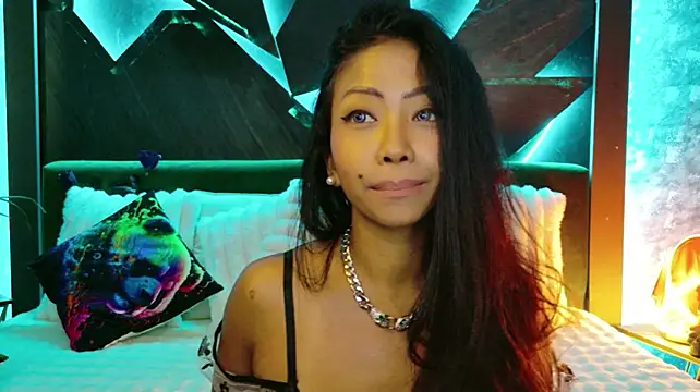 ElyaQuinn's Live XXX Chat