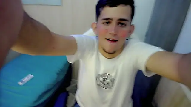 Chat XXX en directo de JaxBlue_