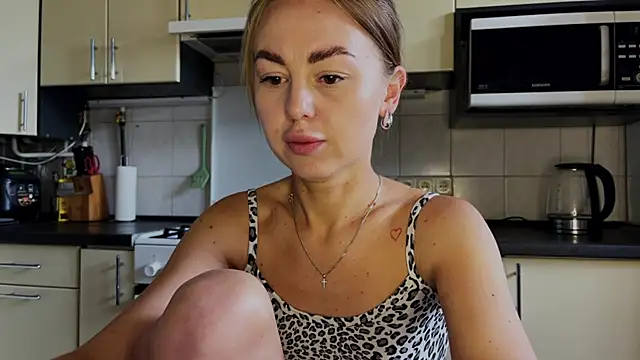 Онлайн чат XXX MartaLuna_