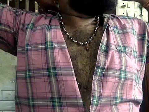 naughtydaddyy Chat XXX in diretta