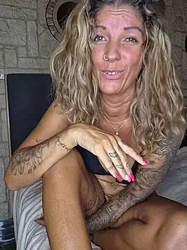 Dreamlove1's Live XXX Chat