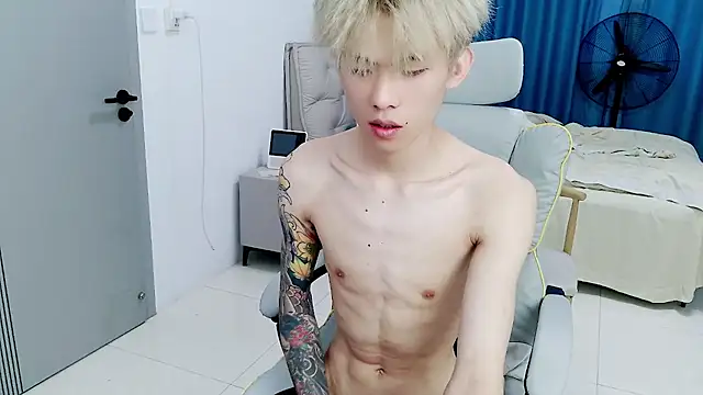 KPL-11's Live XXX Chat