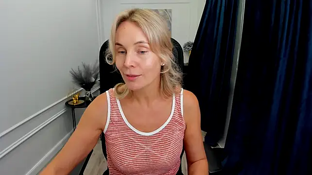 Sinty_Devis Live XXX-Chat