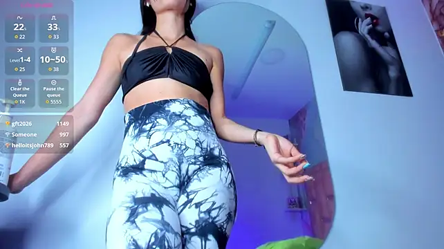Isis_Blaze élő XXX-chatje