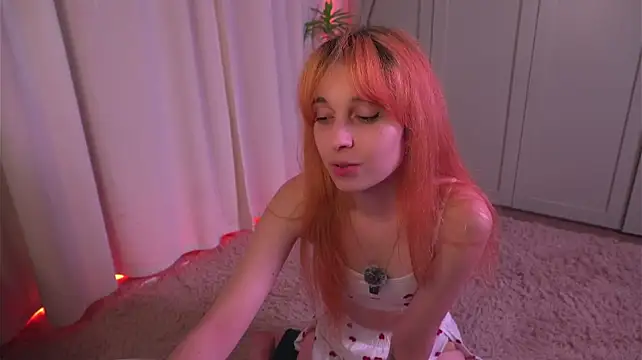 XXX chat uživo modela tgirlfoxy