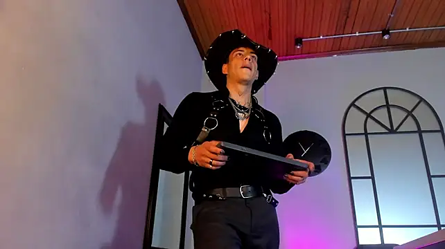Онлайн чат XXX Dustin_Sonne