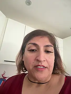 Spicy-Kareena Live XXX-chat