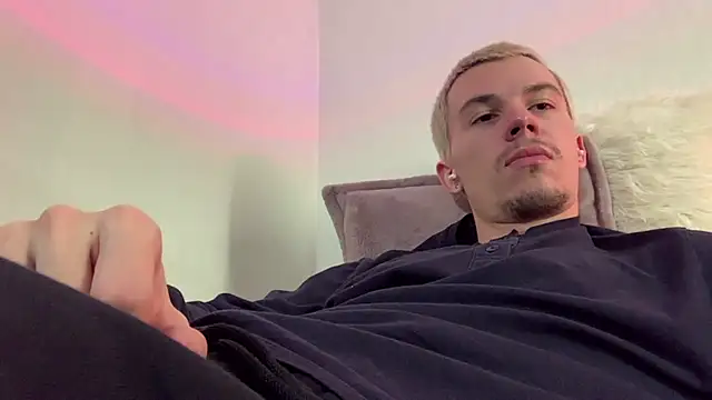 Jeremy1Scott: онлайн-секс-чат
