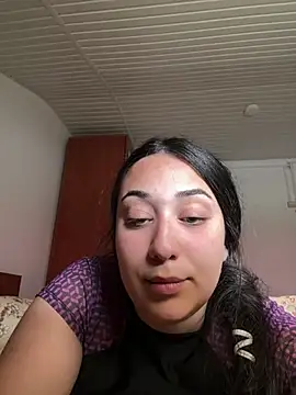 ICEGLOSS Chat XXX live