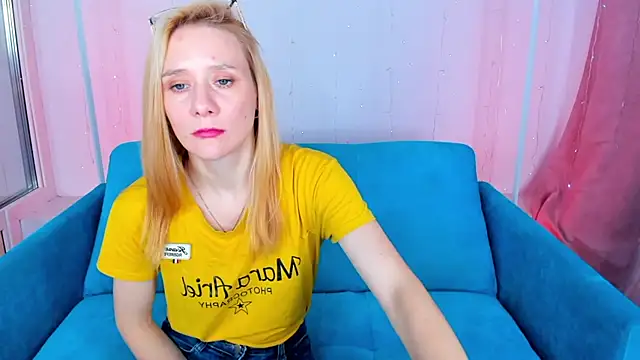 Chat +18 de NikaBond ao vivo