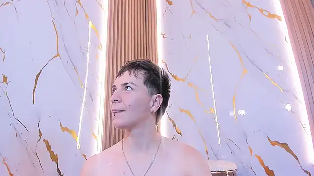 Arthemisa_tay69 网络视讯表演