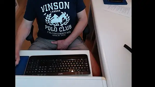 dutchpornkingのライブXXXチャット