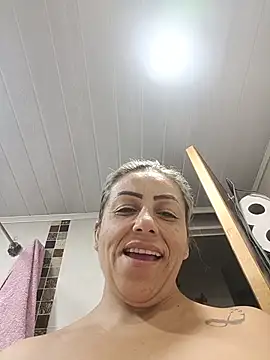 XXX chat uživo modela maynor_1998
