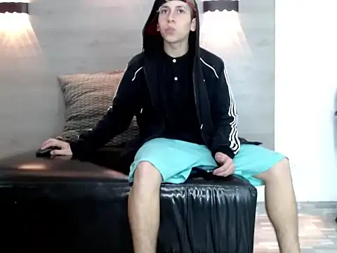 XXX chat uživo modela Gaeliitto