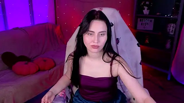 NoraLumi XXX чат на живо