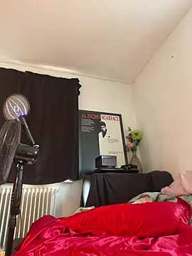 DivaVonTease Adlı Modelin Canlı XXX Sohbeti
