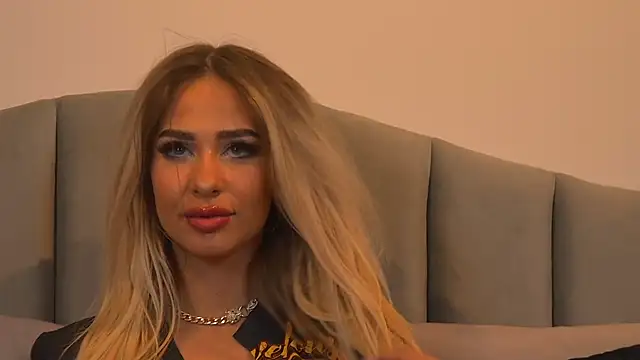 Jo_Reed Adlı Modelin Canlı XXX Sohbeti