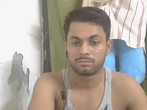 Stubborndesiboy 라이브 XXX 채팅