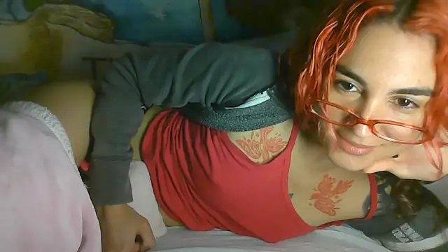 Apofenia's Live XXX Chat