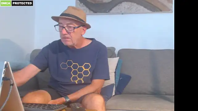bluedae1 XXX чат на живо