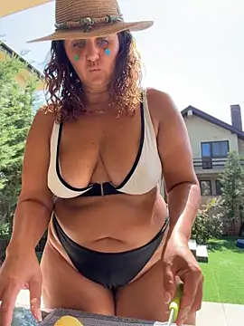 Chatroom XXX en direct de AnneKane
