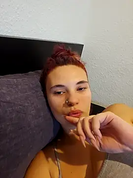 XXX chat uživo modela MaddieBaddieee