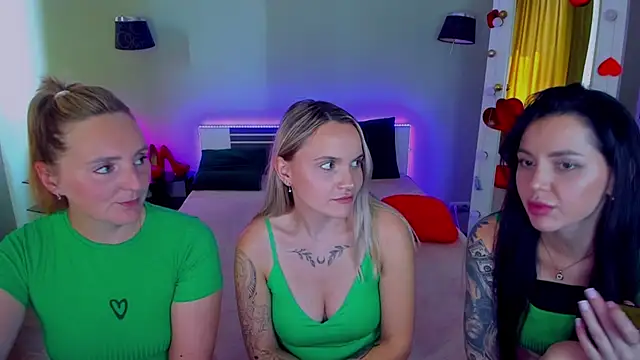 Онлайн чат XXX MagicEyess