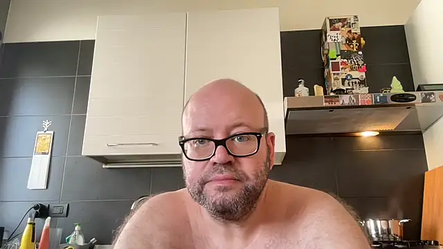 theitalianbear – Naživo XXX chat
