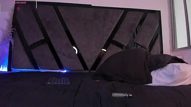 jacobJohns_ Show Webcam
