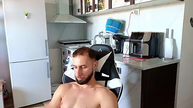 XXX chat uživo modela RyanStorm_