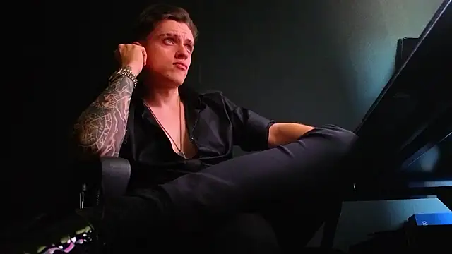 FelixStarkk 라이브 XXX 채팅